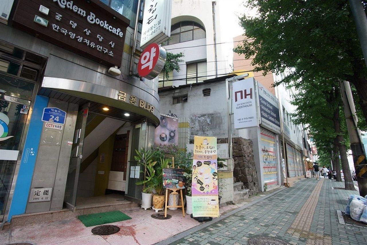 D.H Sinchon Guesthouse Seoul Eksteriør billede