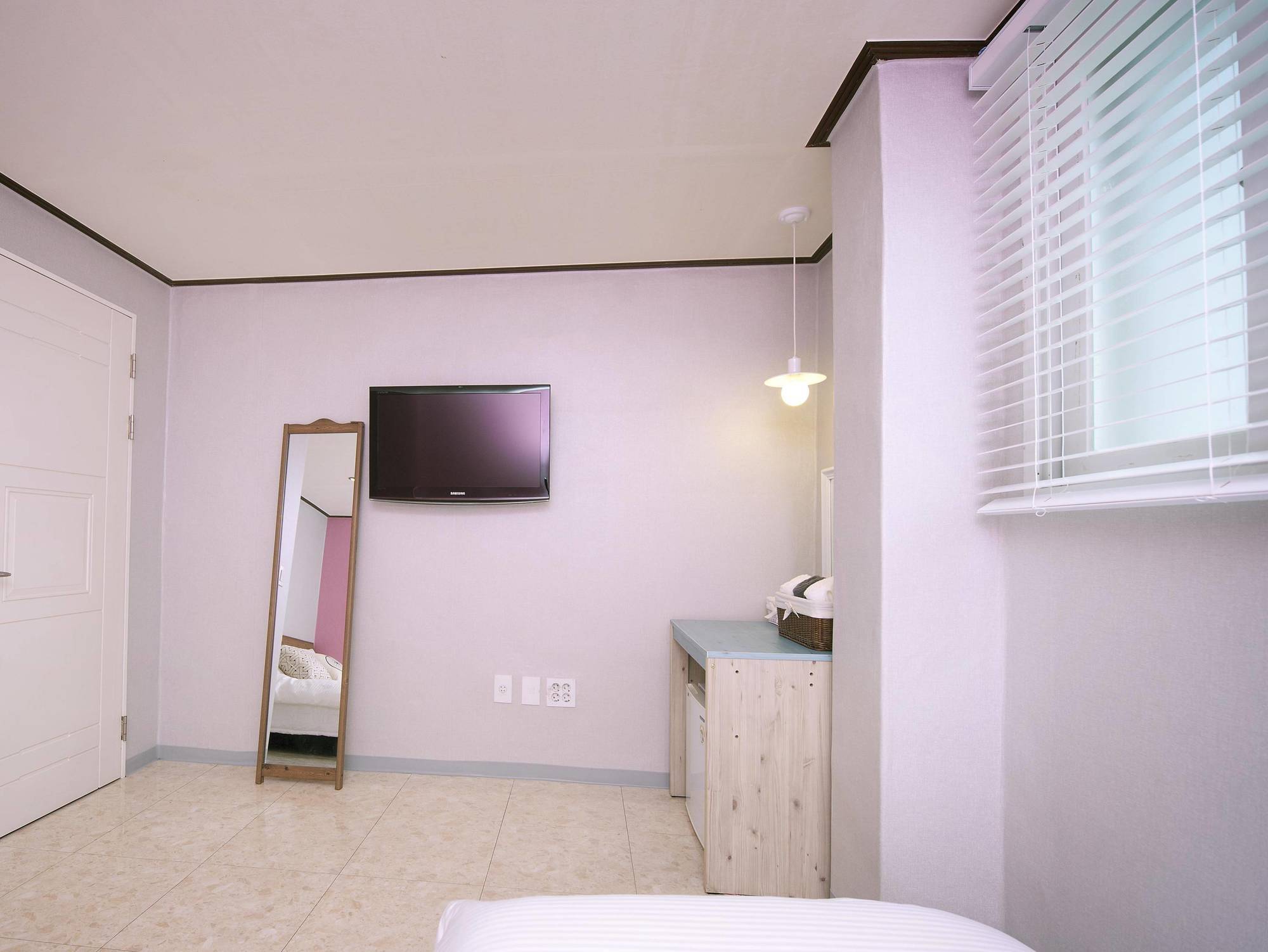 D.H Sinchon Guesthouse Seoul Eksteriør billede